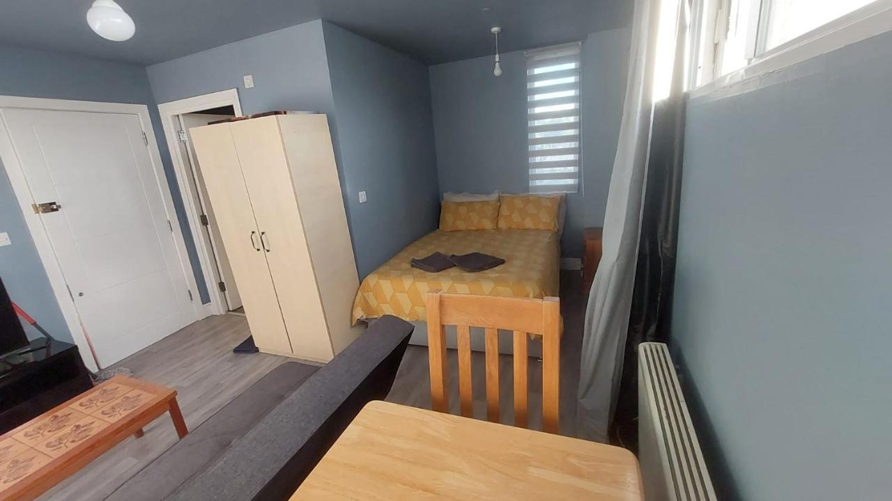 Modern Studio Maidstone - Redecorated Oct 2023 Exteriör bild
